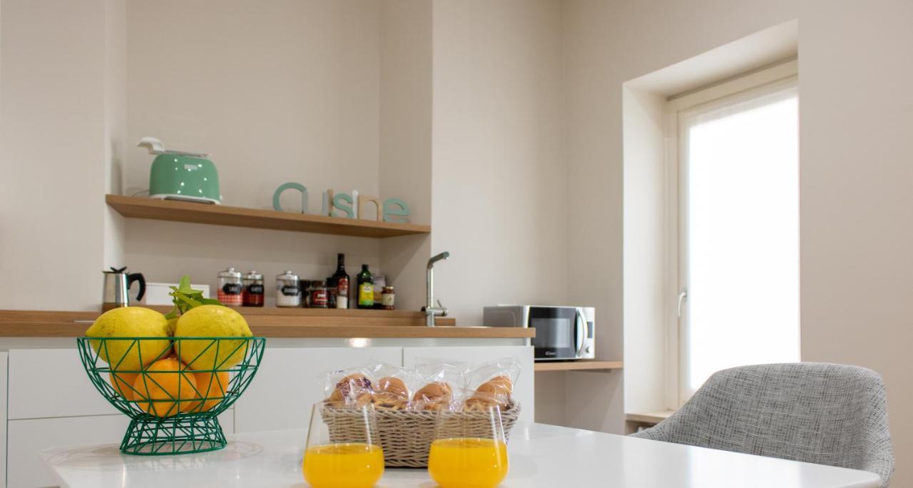 Aqualago Casa Vacanze Apartment C Verbania Bagian luar foto