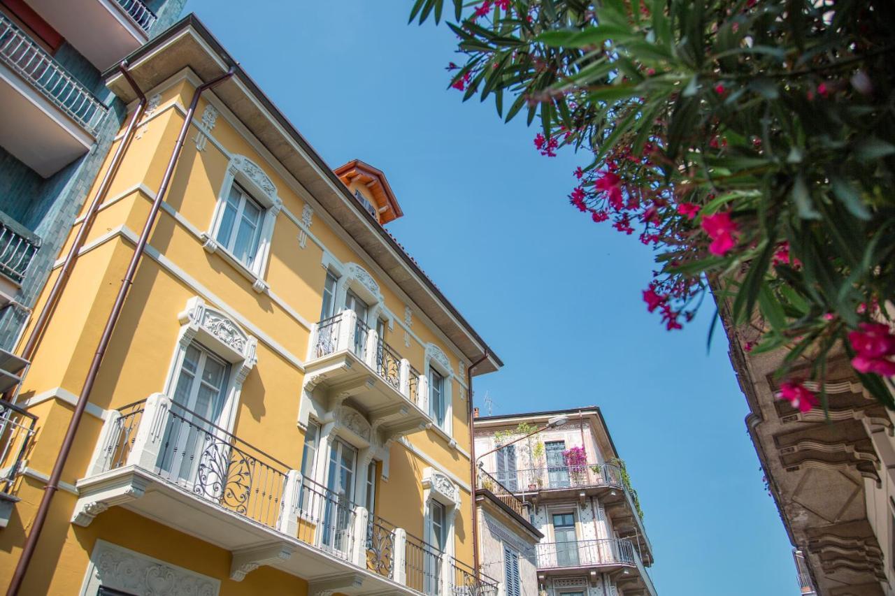Aqualago Casa Vacanze Apartment C Verbania Bagian luar foto