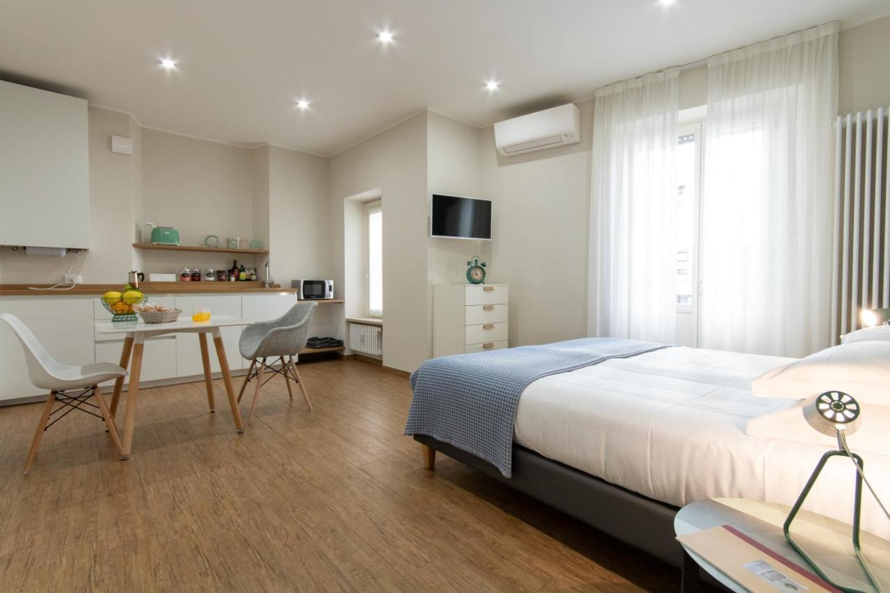 Aqualago Casa Vacanze Apartment C Verbania Bagian luar foto